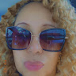 Meet your Posher, Pam